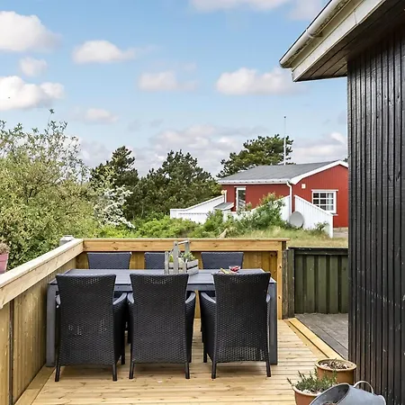 Ulrich - 500m From The Sea By Interhome *